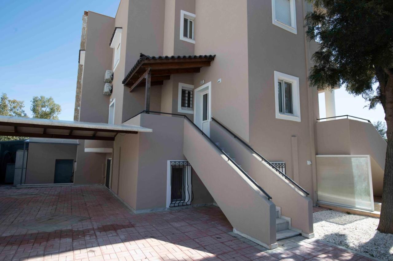Helios: Charming Beach Home Next To Crystal Waters Néa Mákri Extérieur photo